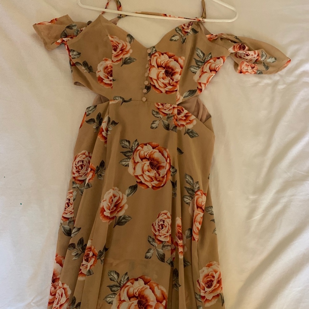 Forever 21 floral cut out maxi